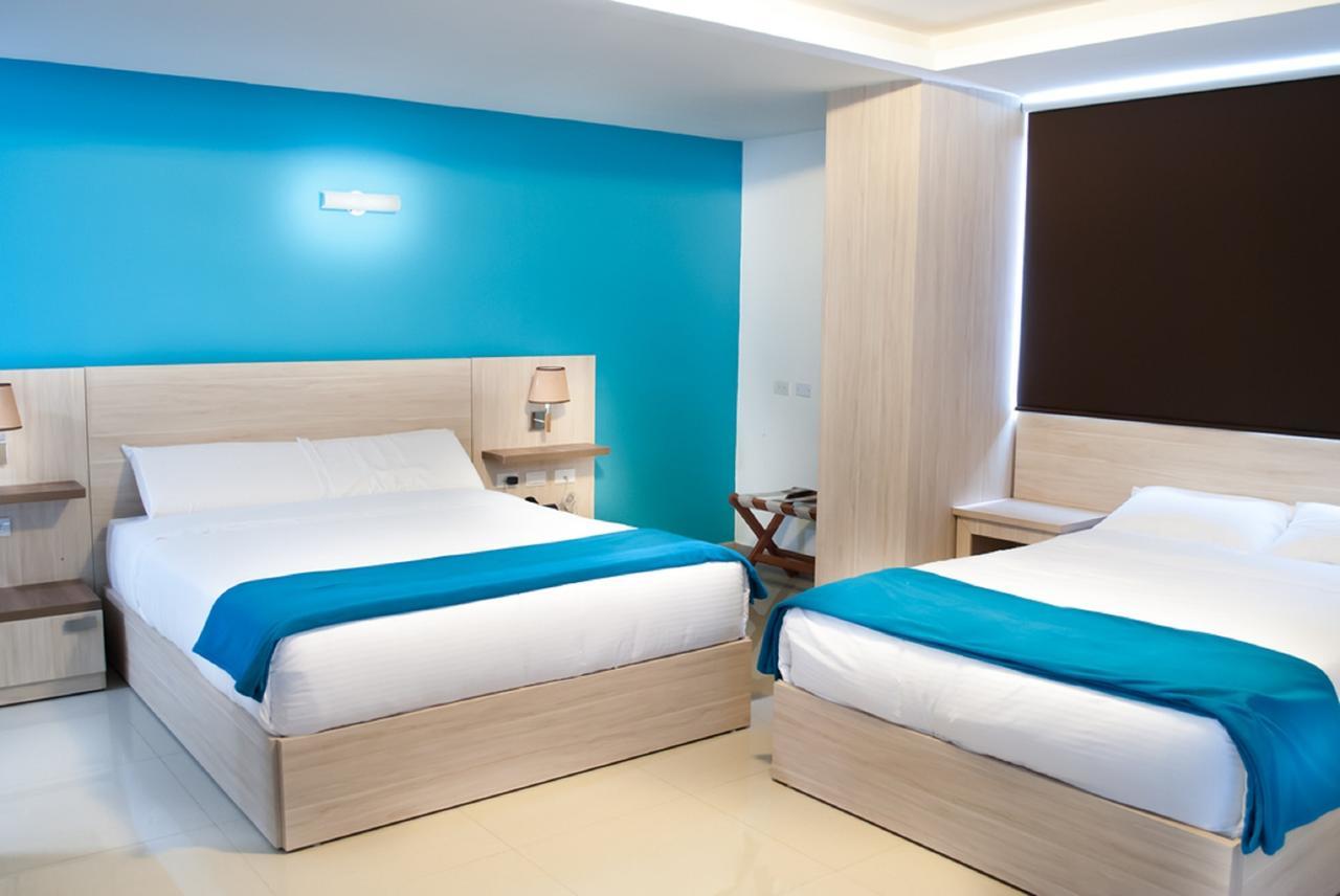 Hotel - Centro Comercial Punta Del Mar ساليناس الغرفة الصورة