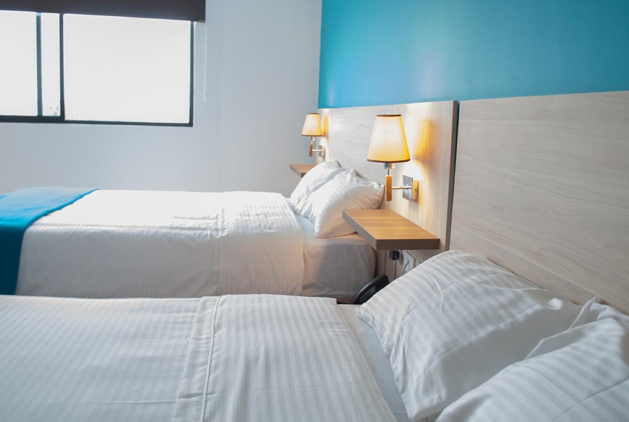 Hotel - Centro Comercial Punta Del Mar ساليناس الغرفة الصورة