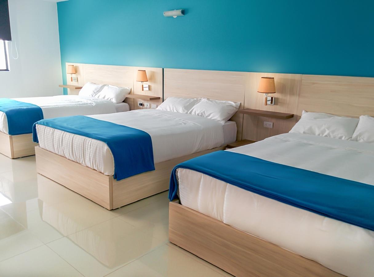 Hotel - Centro Comercial Punta Del Mar ساليناس الغرفة الصورة